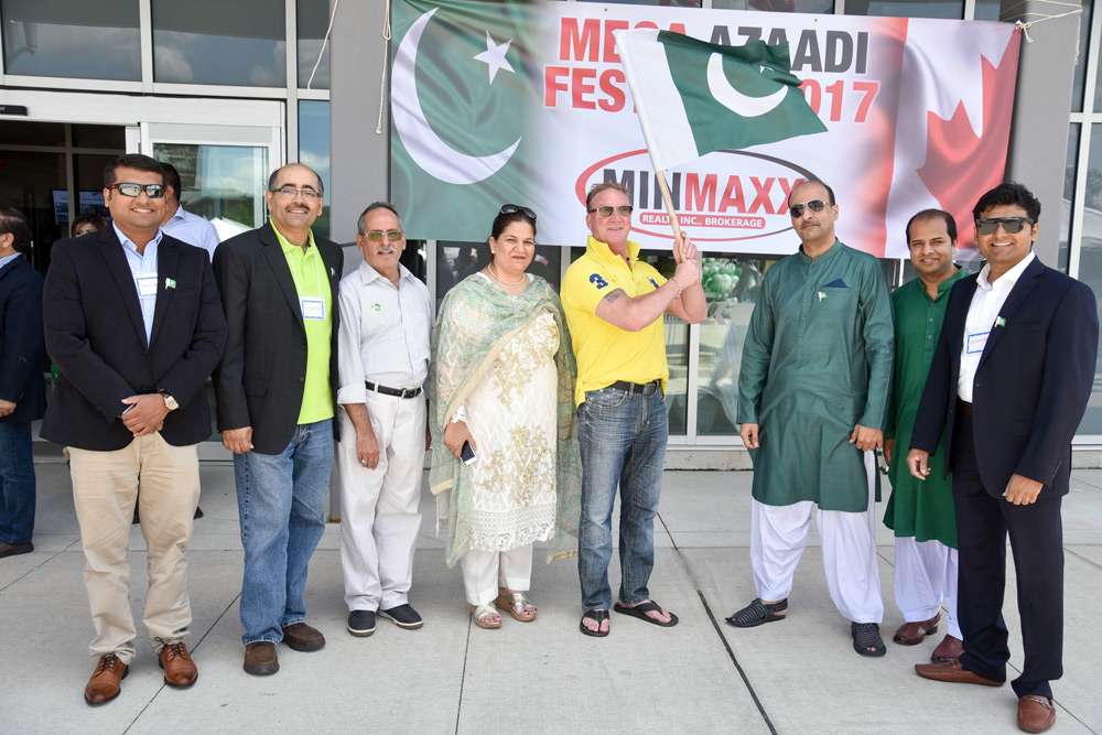 Thousands Celebrated Canada 150 and Pakistan’s Independence in Milton